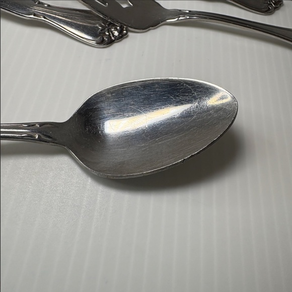 Oneida ARBOR ROSE TRUE ROSE Stainless Flatware Set 1881 Rogers Lot Of 43 USA - Picture 11 of 11